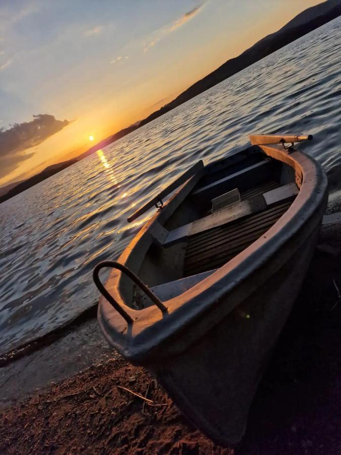 Hobiti Chatka Lipno Černá v Pošumaví 외부 사진