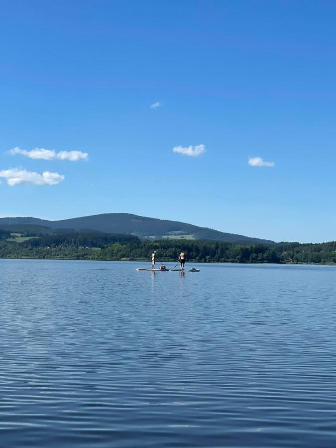 Hobiti Chatka Lipno Černá v Pošumaví 외부 사진